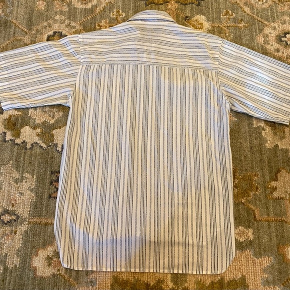 Bugle Boy Button Down Short Sleeve Shirt Size Medium Color Blue And White - Picture 7 of 7